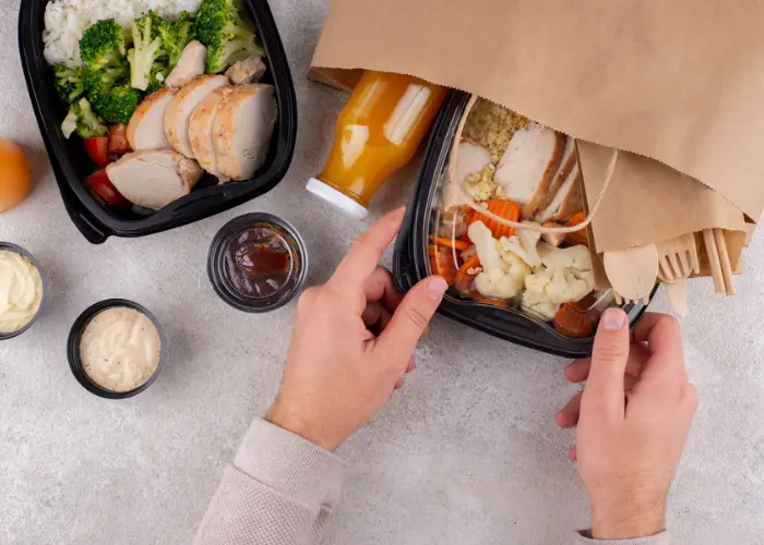 contoh industri home and food delivery